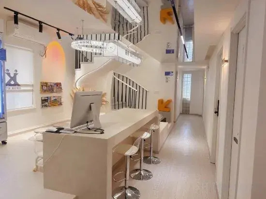 UTHHOME Youth Hostel (Chongqing Jiefangbei Hongyadong)