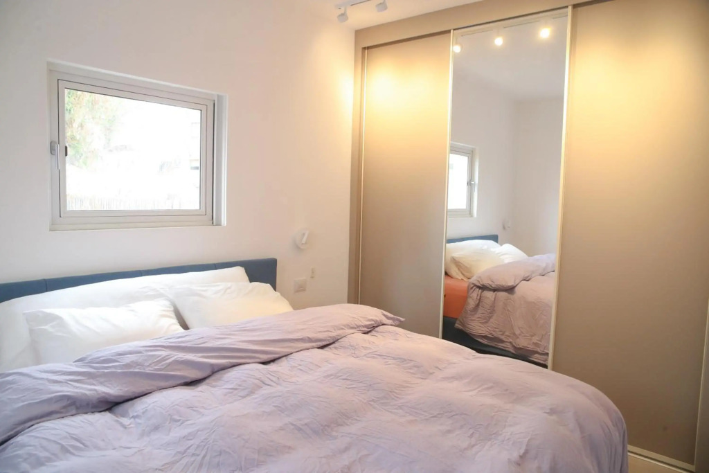 Bugrashov - charming, amazing & quiet 2 rooms