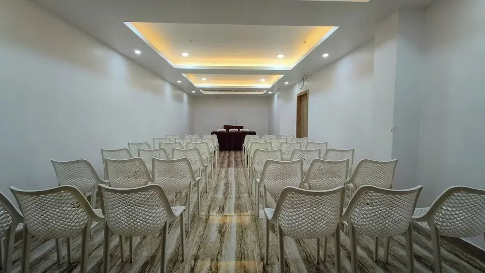 Vbrance - Luxury Boutique Hotel