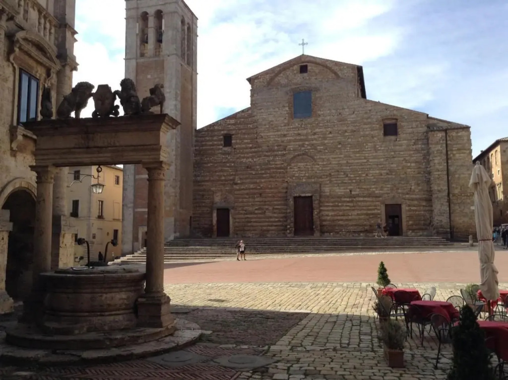 Lovely Apartment Piazza Grande