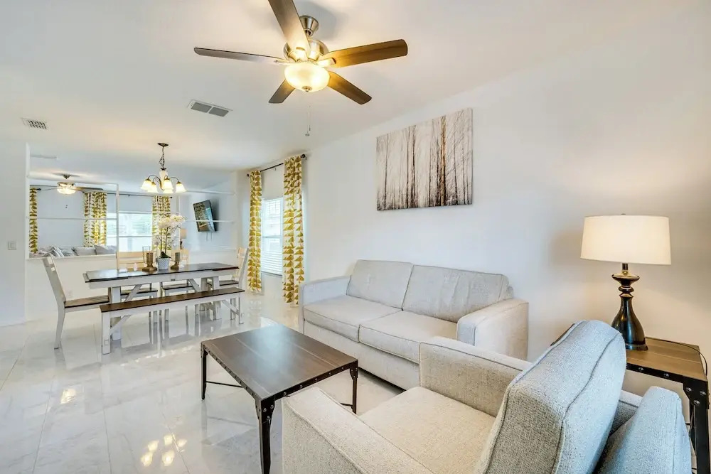 Bright Davenport Home ~ 11 Mi to Disney!