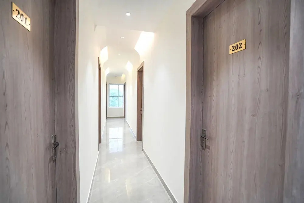 Fabhotel Mahalaxmii Grand