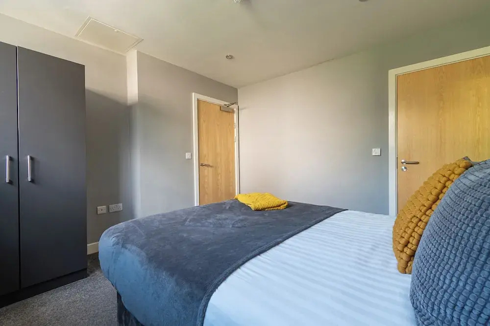 Two Bedroom Newcastle City Quayside Apartment
