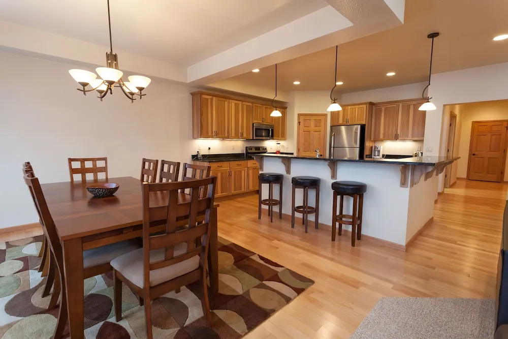 Copperwood #13 - 3 Br Condo