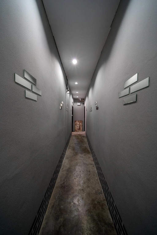 Eclipse Hostel and Bar