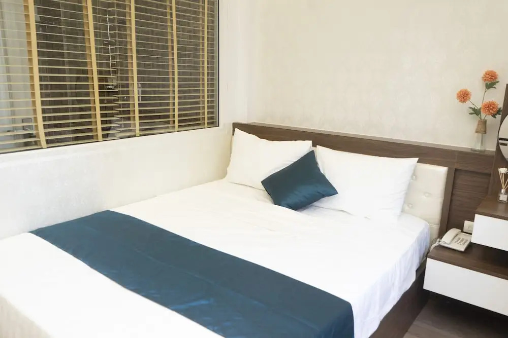 Sen Hotel My Dinh Song Da 미딩