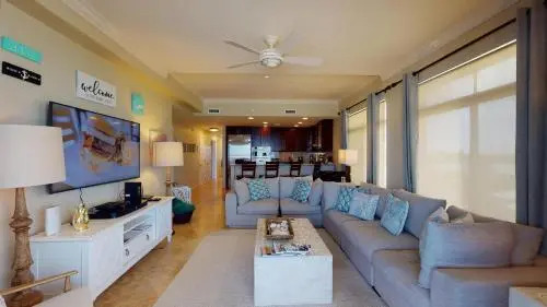 South Bay Beach Club #37 Penthouse - 3 Bedroom 3 Bathroom Unit