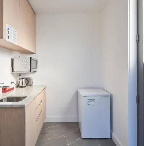 Lakeview Studio B