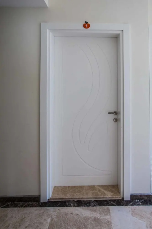 Clementin Suits Sigacık