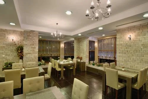 Kamilite Family Hotel