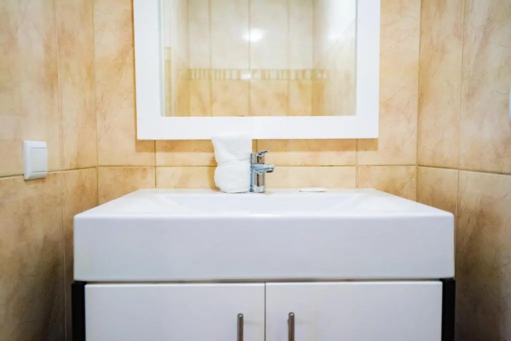 Beautiful Garden View Condo Suite 17