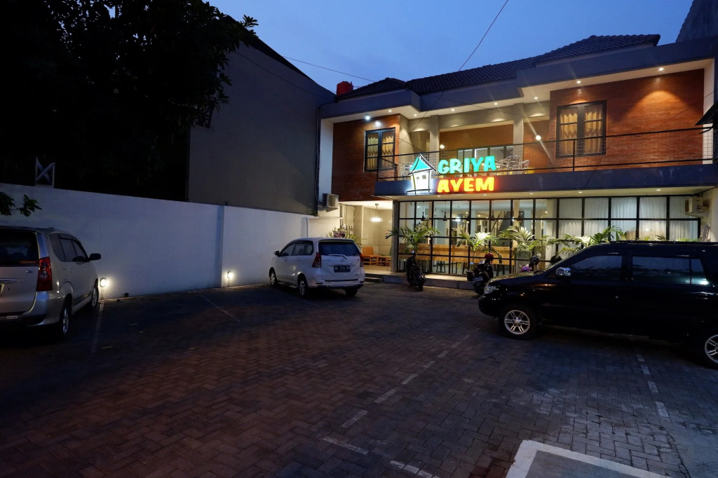 RedDoorz near Universitas Diponegoro 2