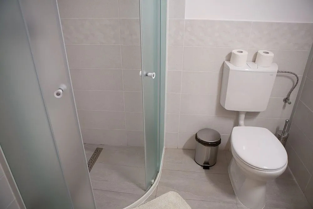 Hunyadi Panzió- Apartmanház