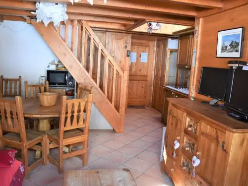 Apartment Bien decoré duplex / mezzanine avec balcon