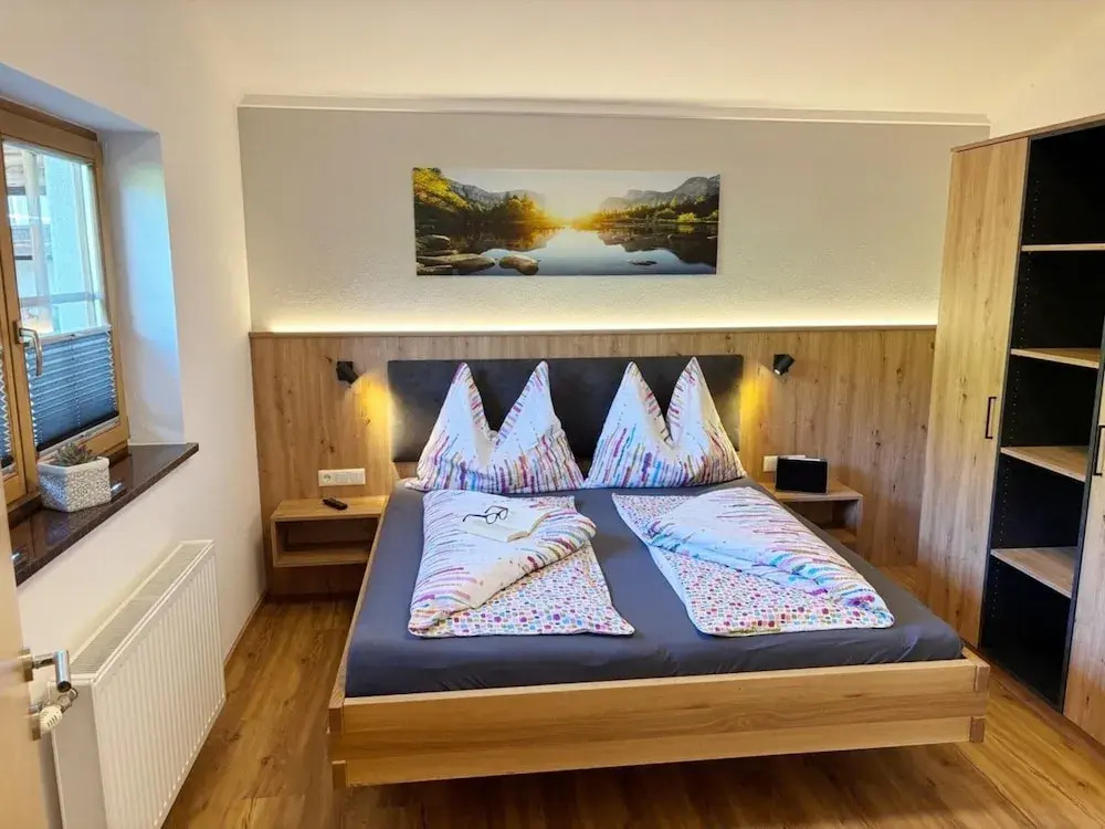 Sunny Alpine Apartment by the Slopes