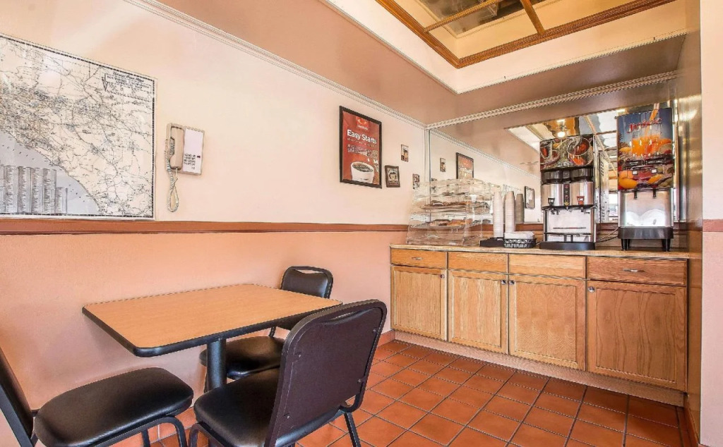 Econo Lodge Anaheim North