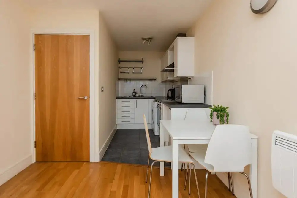 Vivid Apartment in Central London