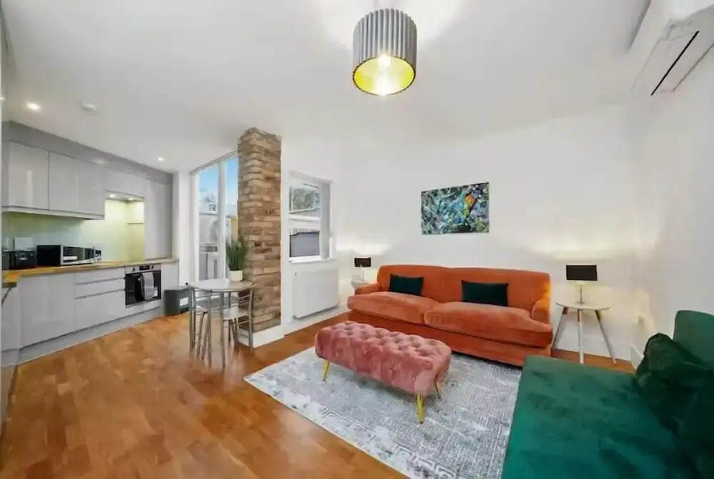 Flat 1 Victoria Grove