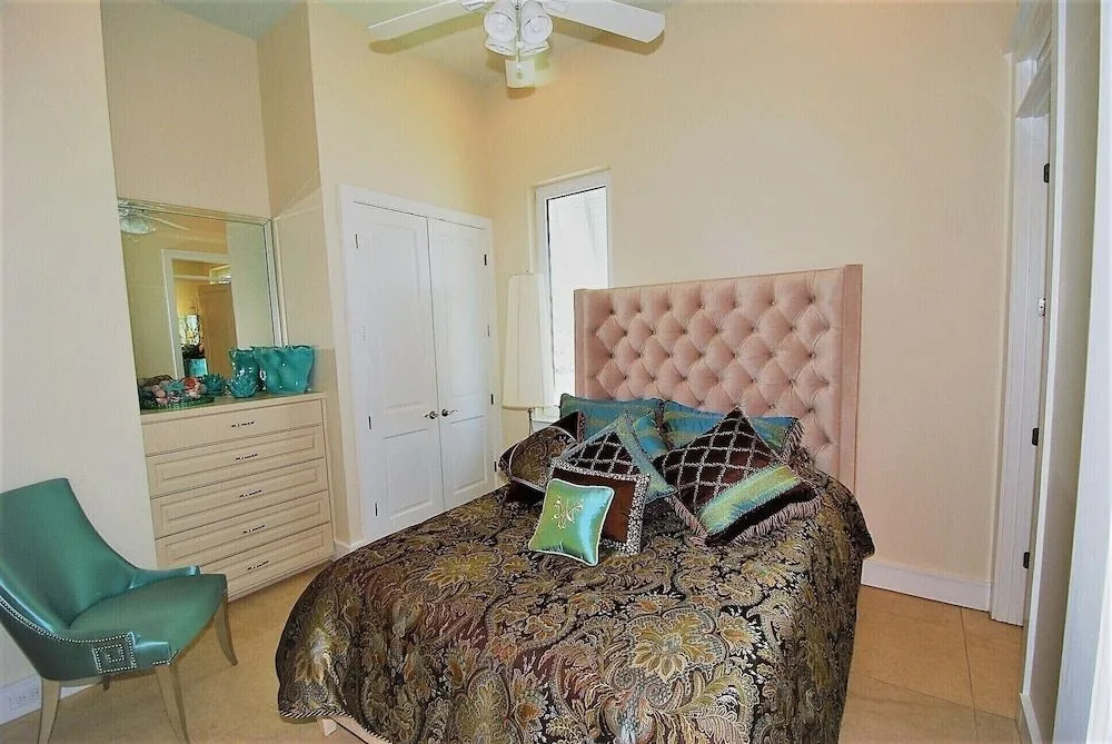 Martinique House 3 Bedrooms 4 Bathrooms Home