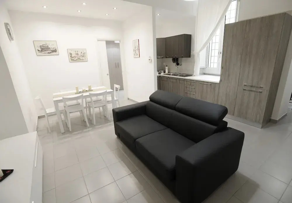 Laterano White Home - Colosseo