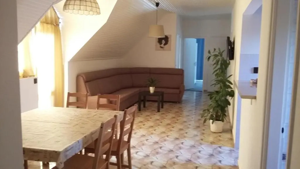 APARTMAN SOÓS -- Only for relaxation, not for party