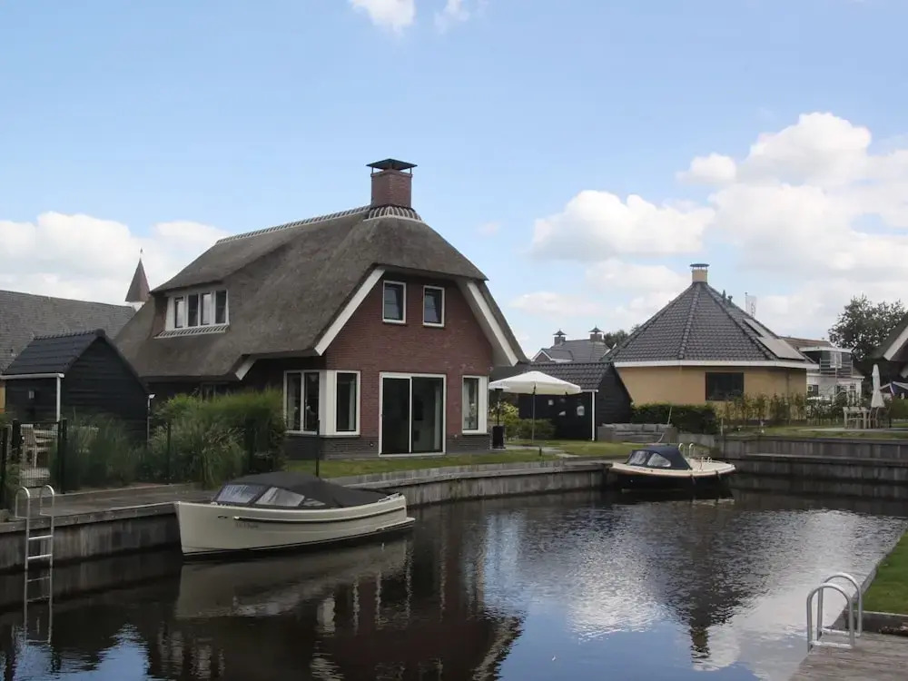 Villa in Friesland with Sauna by Water