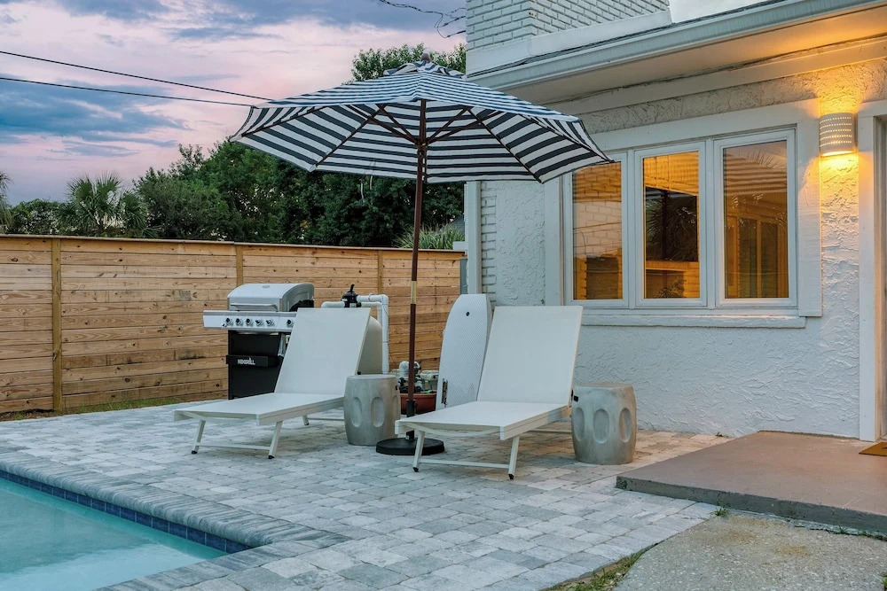 Twin Fin by Avantstay Walk to the Beach - Chic 30A Retreat