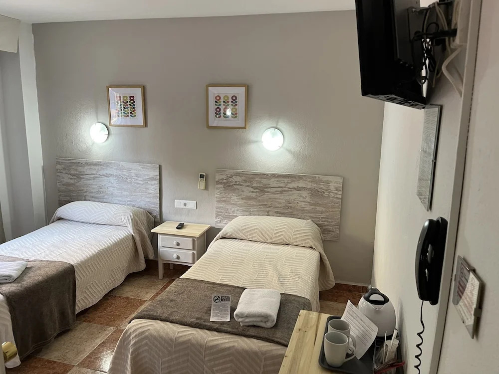 Hostal Virgen del Rocío II
