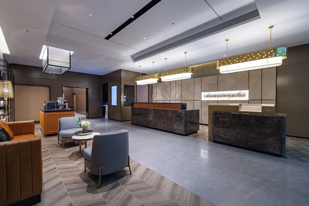 Starway Hotel (Beijing Guozhan Liufang Subway Station)