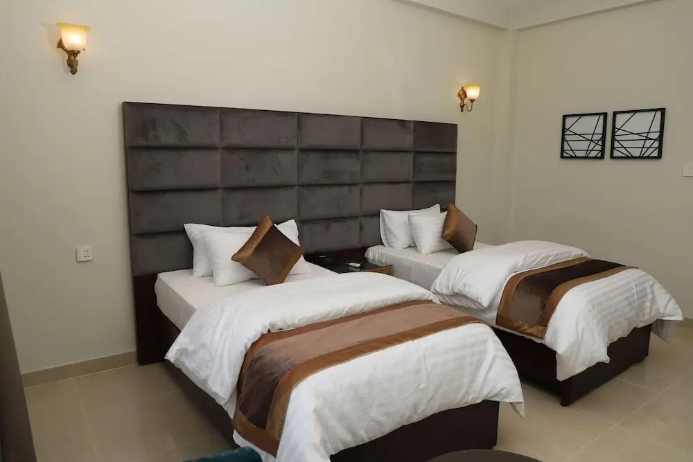 Swat Palace Hotel By Northin