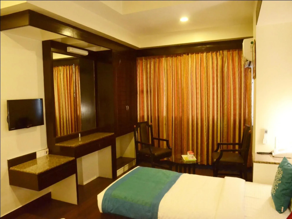 Oyo Rooms Near Laxminarayan Theatre Swargate