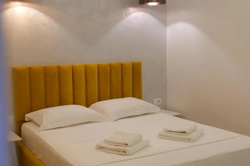 Kuburi Hotel