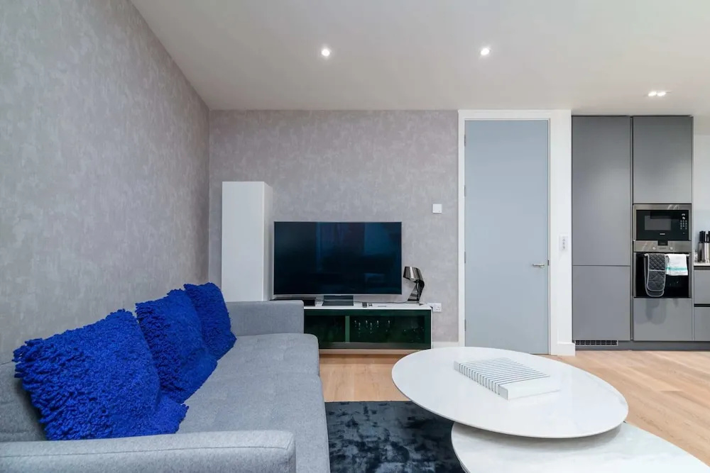 Urban Apartment in Central London for up to 4 Guests!