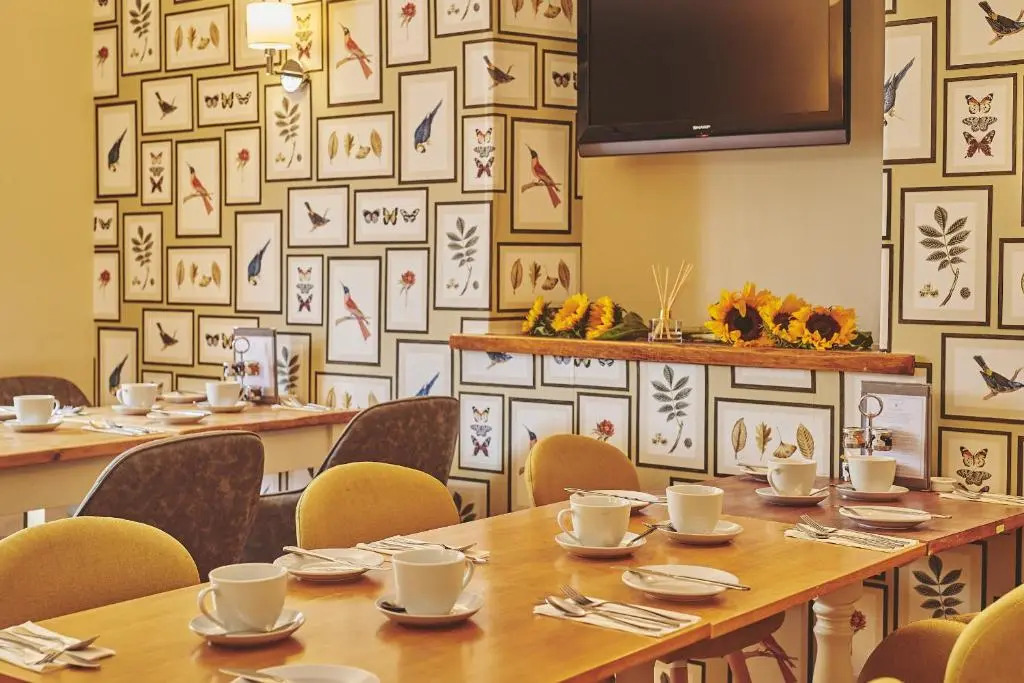 The Lansdowne Boutique Rooms with Breakfast