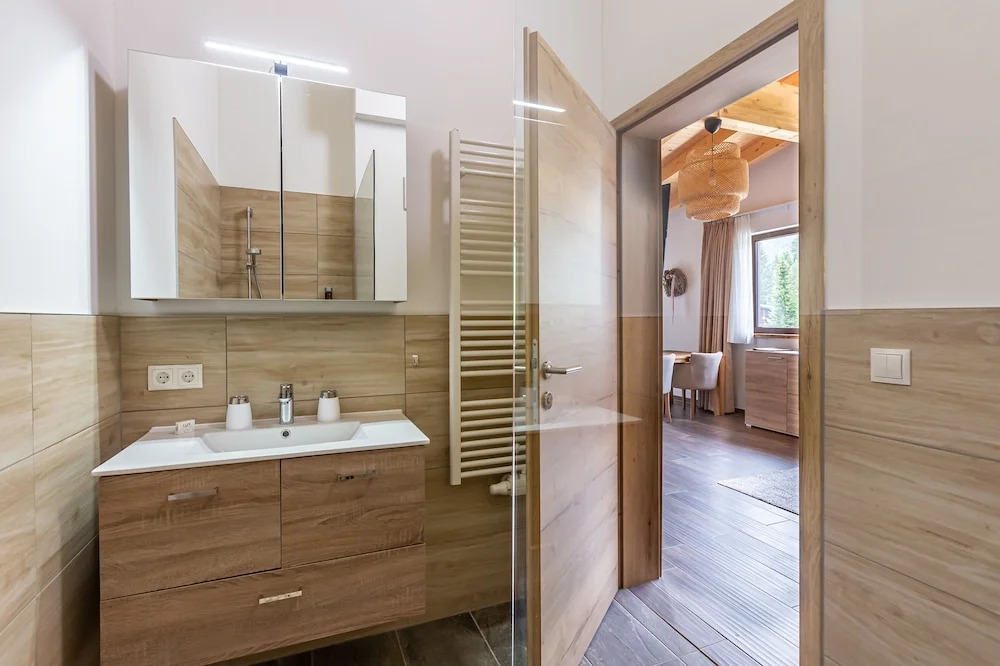 Hotel Alpennest - Mountain Hideaway in Leutasch
