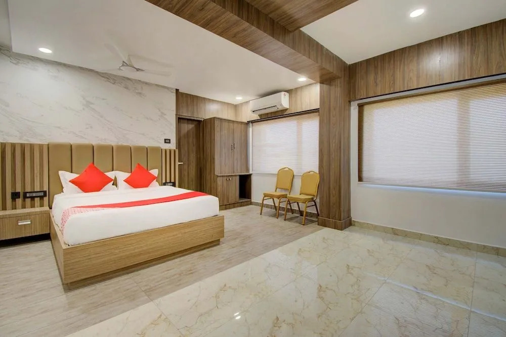 Capital O 23031 V Hotel