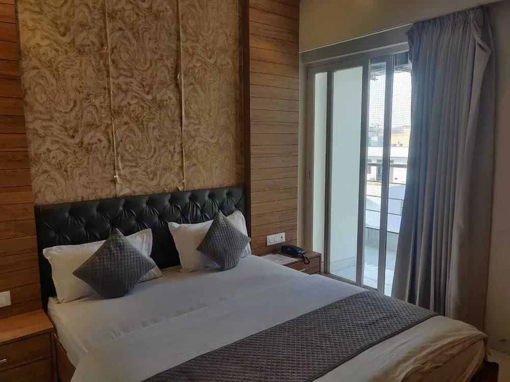 Hotel Ekana
