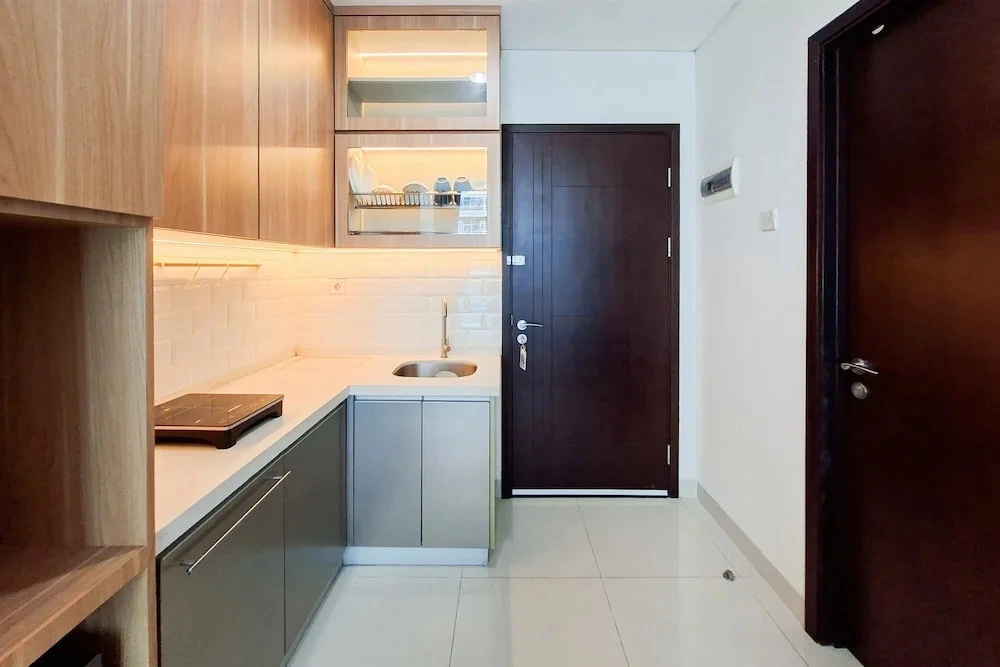 Wooden Touch 1Br At Brooklyn Alam Sutera Apartment