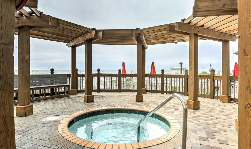 The Terrace at Pelican Beach Resort: View + Pool!