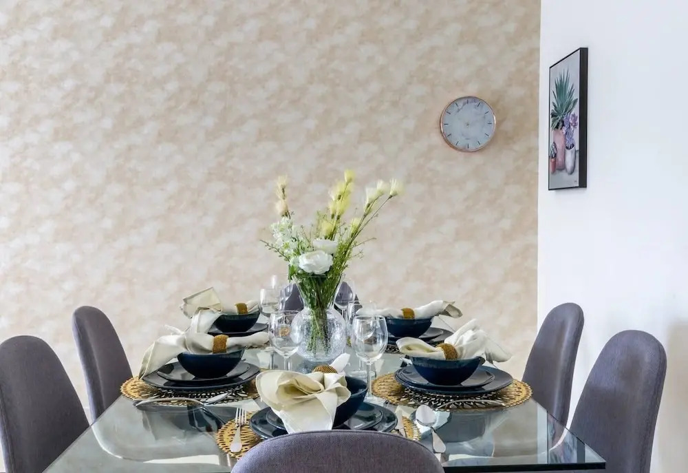 Sleek & Sophisticated 2BR With Study Within Downtown Dubai!