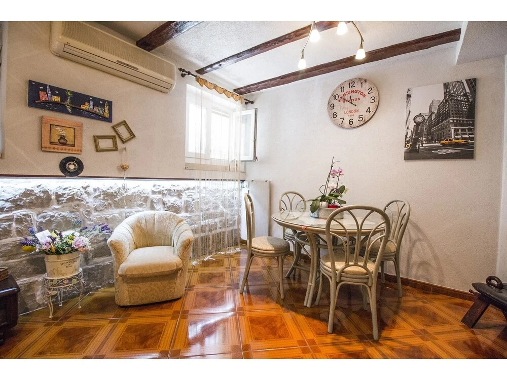 Apartment With one Bedroom in Split, With Enclosed Garden and Wifi - 500 m From the Beach