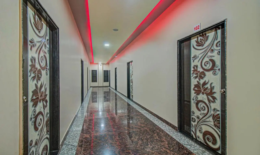 Treebo Royal, Chandrapur