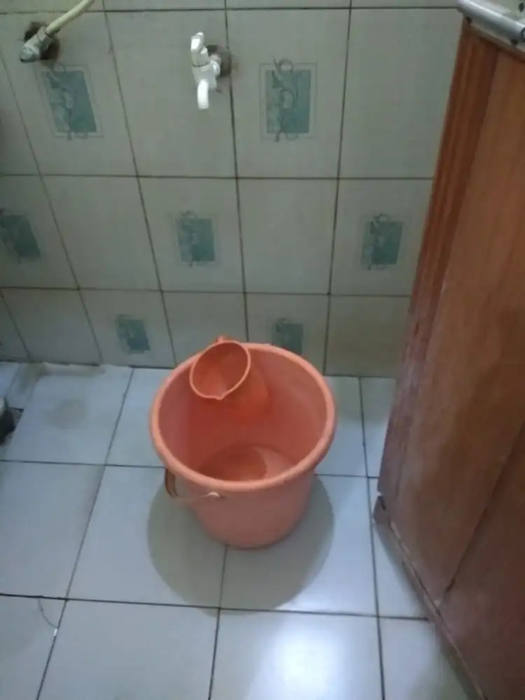 Iroomz Sai Relax Resiodency