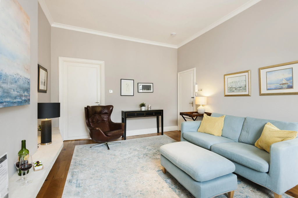 1Br - South Kensington - St01 - Rgb 82563
