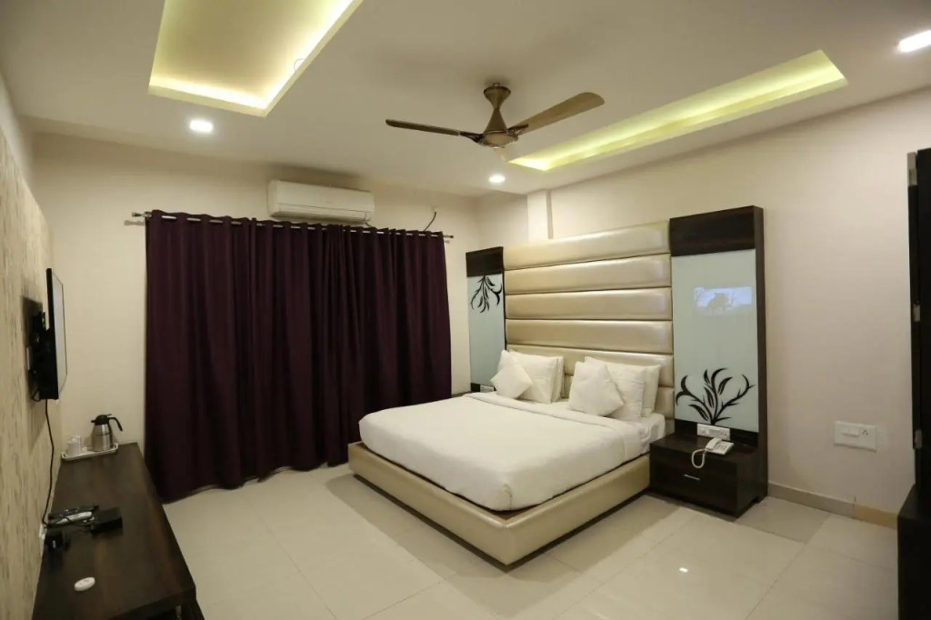 Hotel Ambience Jhansi