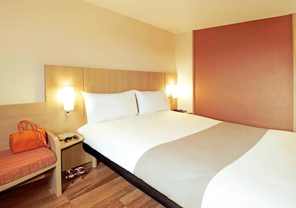 Free Zone Hotel