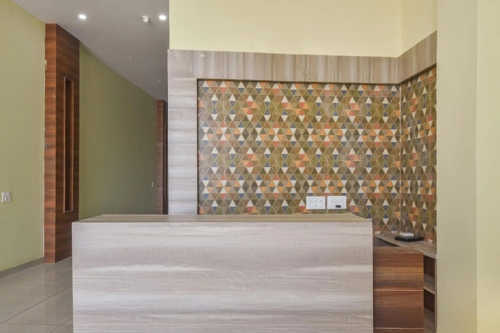 Paradise In by OYO Rooms