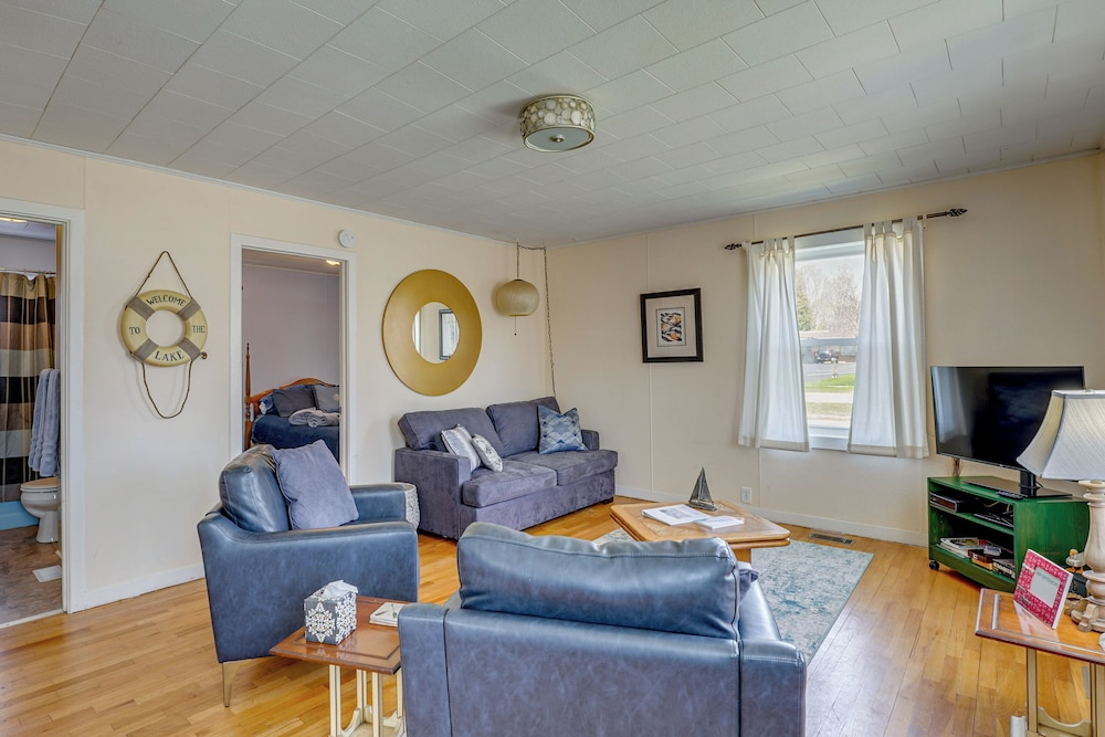 Ludington Vacation Rental - Walk to Lake Michigan!