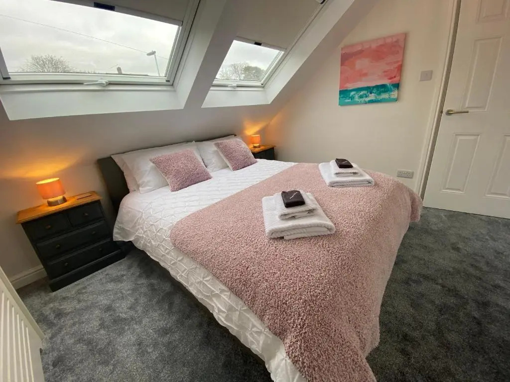 Willows Worthing 4 bed With ev Charger & sea Views