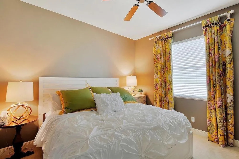 SMARCO1601 4 Bedroom Holiday Home by Marco Naples Vacation Homes